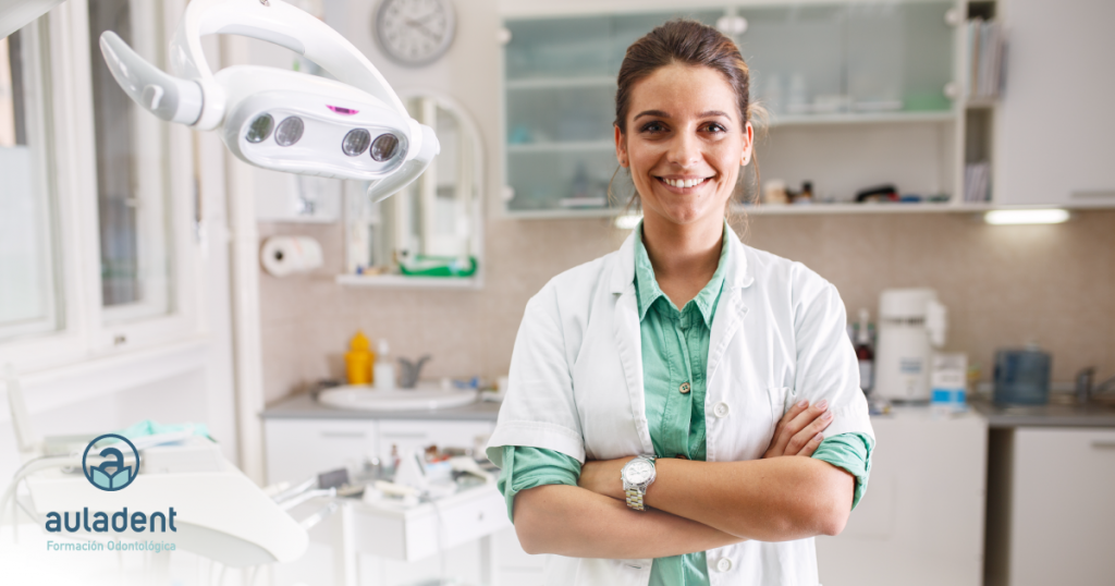 Formación bonificada odontología